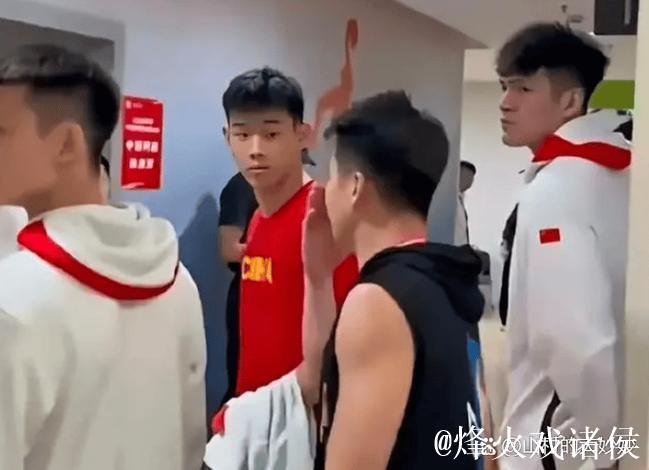 热身赛-中国男篮3分惜负骑士夏季联赛队 热身赛-中国男篮3分惜负骑士夏季联赛队
